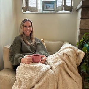 Meet your Posher, Brandi